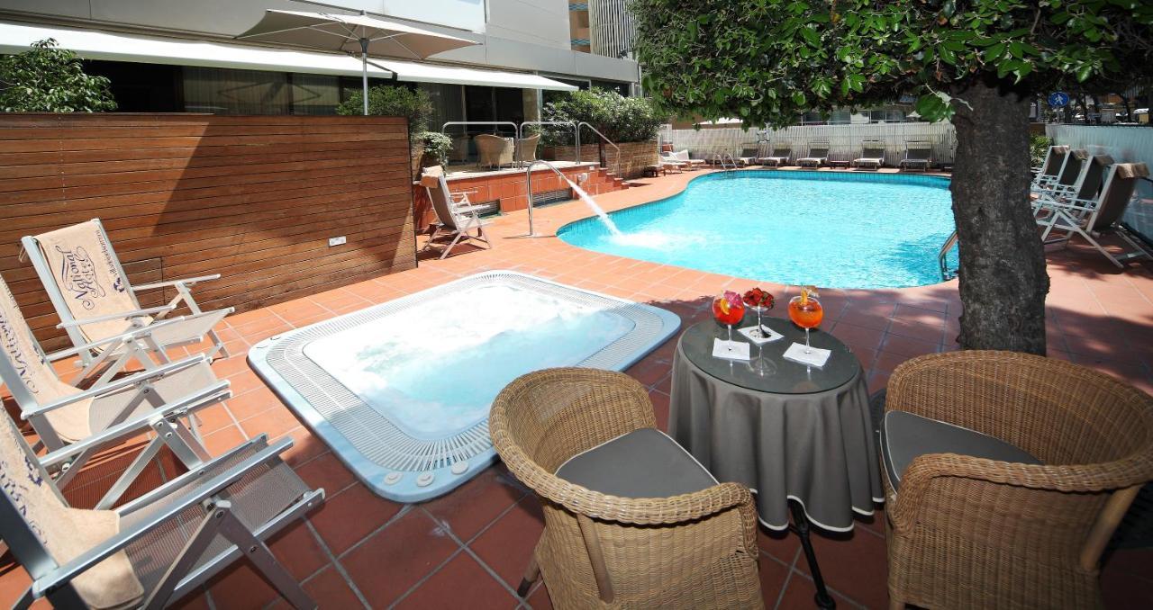 National Hotel Rimini Exteriör bild